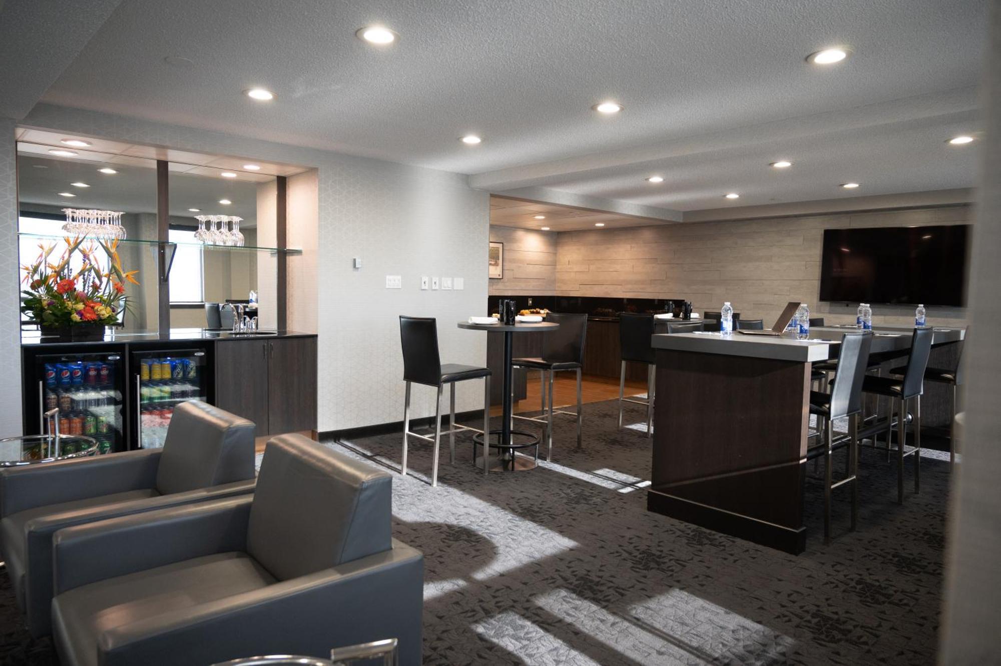 Hotel Blackfoot YYC Kültér fotó